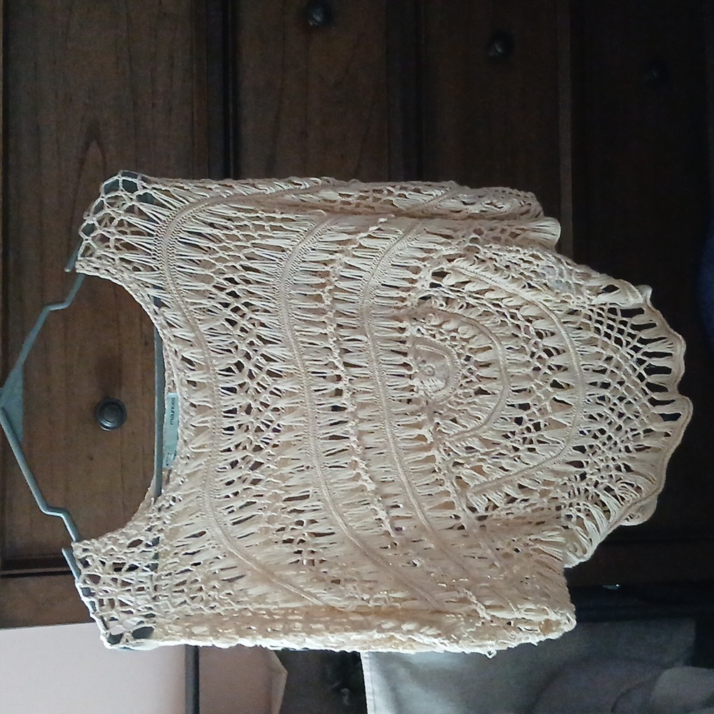 Woman's Maurice's med top